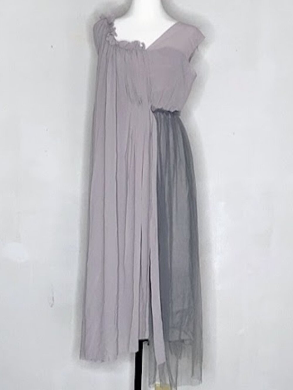 LIN Grey Tulle Overlay Formal Dress S